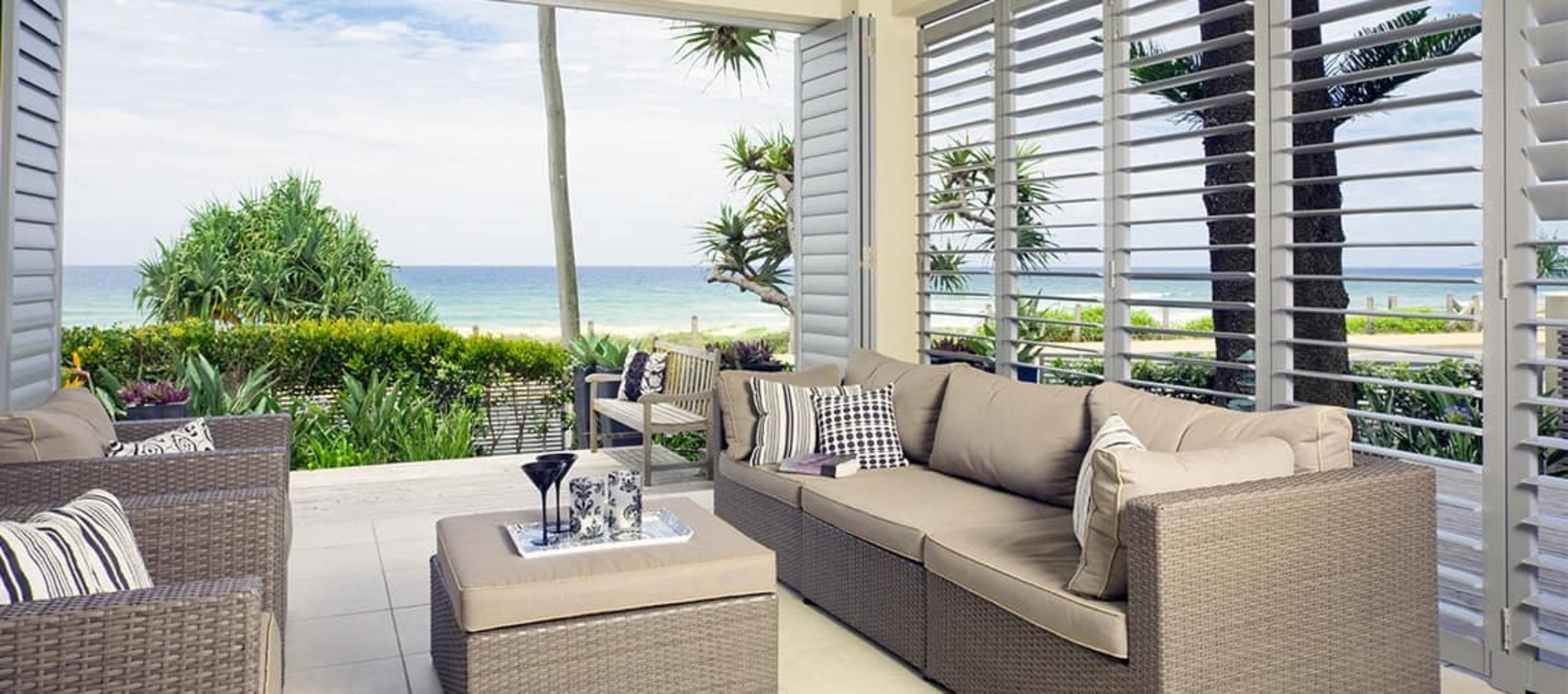 aluminium_shutters_feature1 exterior shutters